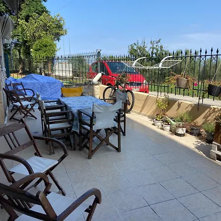 Theodoras Place Holiday home *