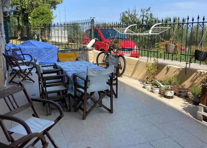 Theodoras Place Hébergement de vacances *