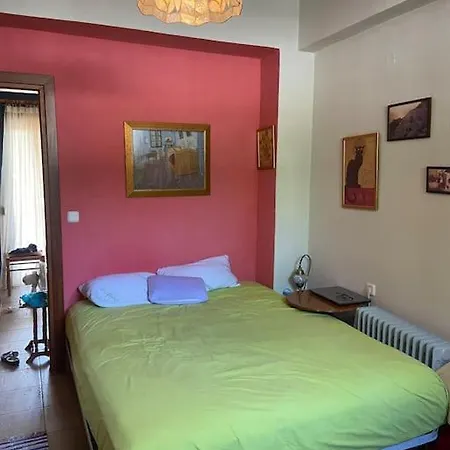 Nyaraló Theodoras Place *